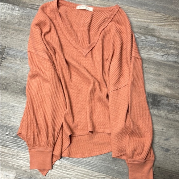 V-Neck Waffle Knit long sleeve flowy top we the free people cognac - Picture 3 of 3